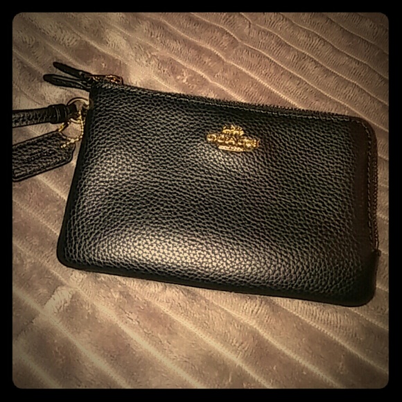 Pebbled leather Coach double wristlet - Picture 1 of 4